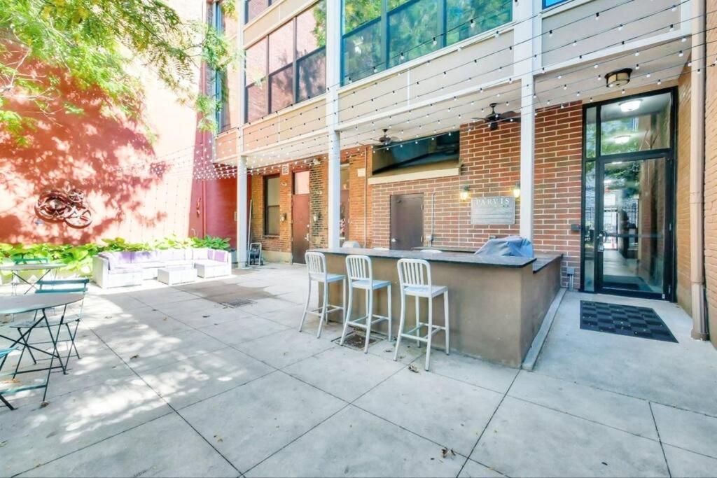 **New Radiant Stay In The Thrust Of Otr* W/Parking Cincinnati Exterior photo